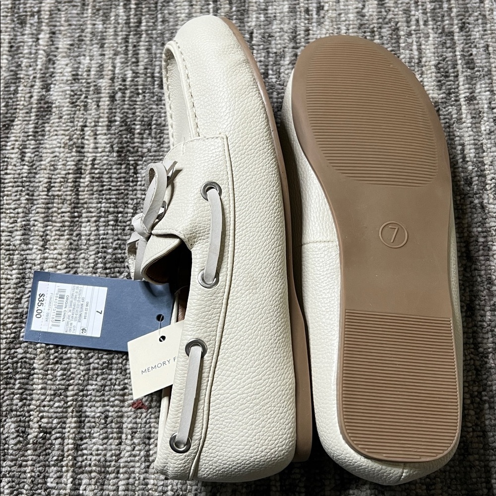 Universal Thread - Women's Midge Boat Shoe Flats Various Sizes - Picture 7 of 13